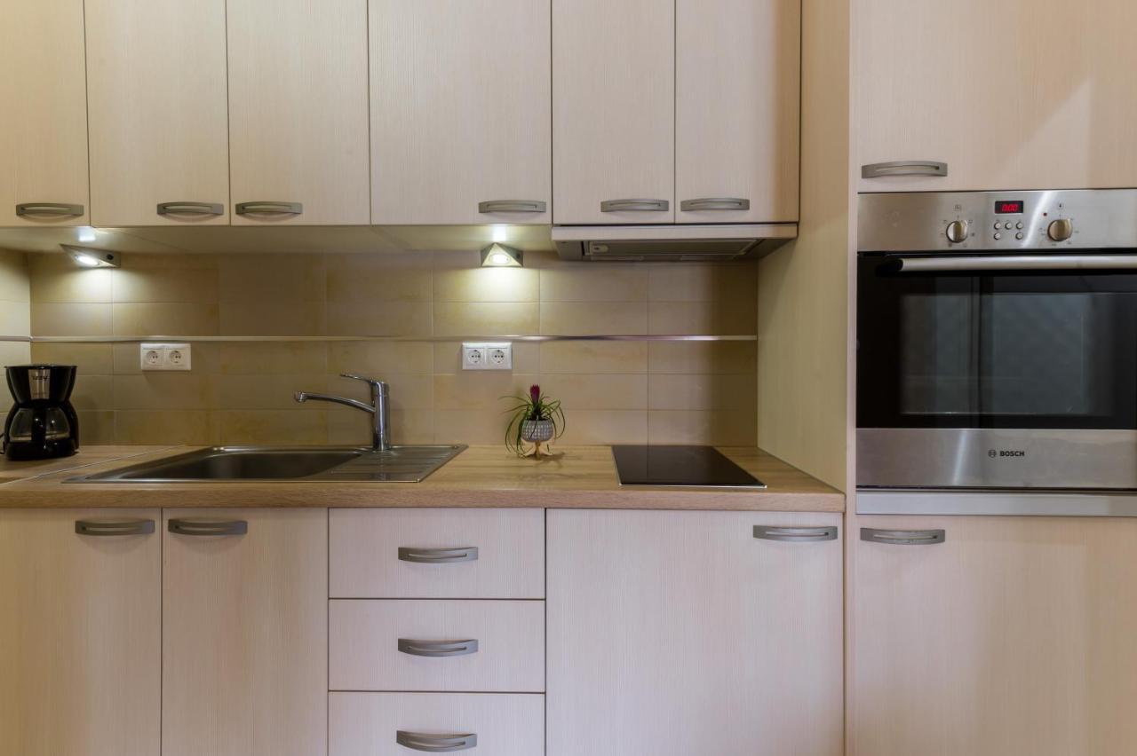 Rouchotas Apartments Argostoli  Eksteriør billede