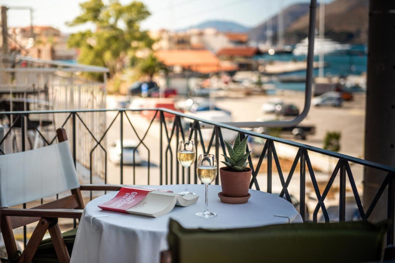 Rouchotas Apartments Argostoli  Eksteriør billede