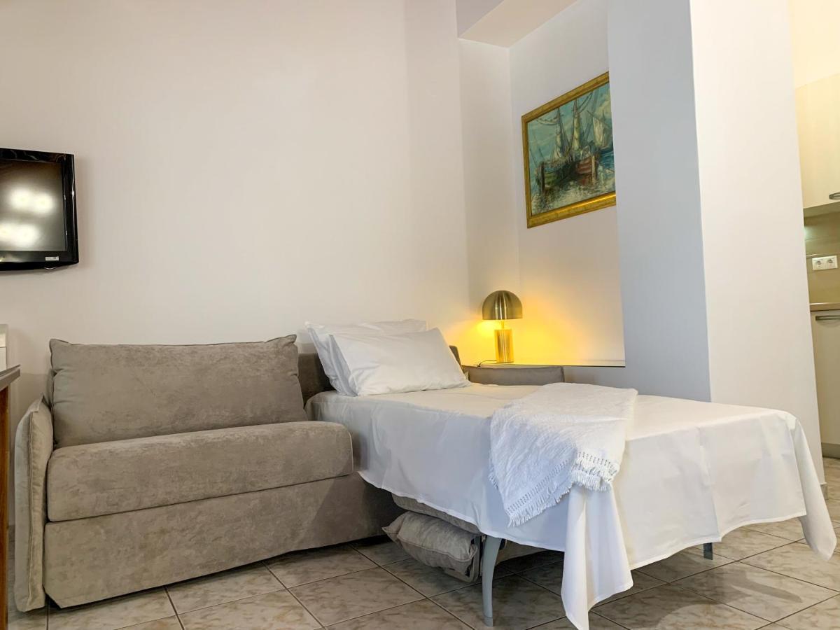 Rouchotas Apartments Argostoli  Eksteriør billede